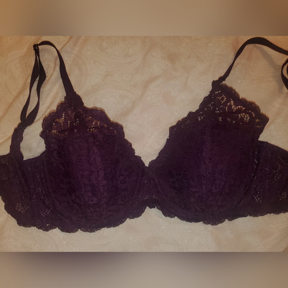 Victorias secret lined demi 34DD